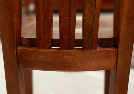 现代实木风格中式靠背家用餐椅的家具详细介绍