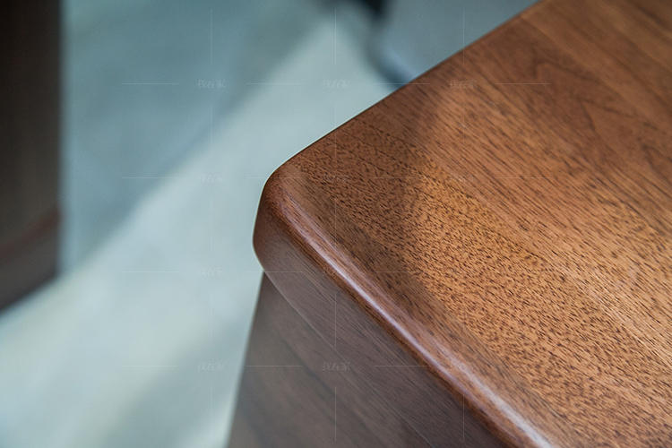 现代实木风格现代中式两抽床头柜的家具详细介绍