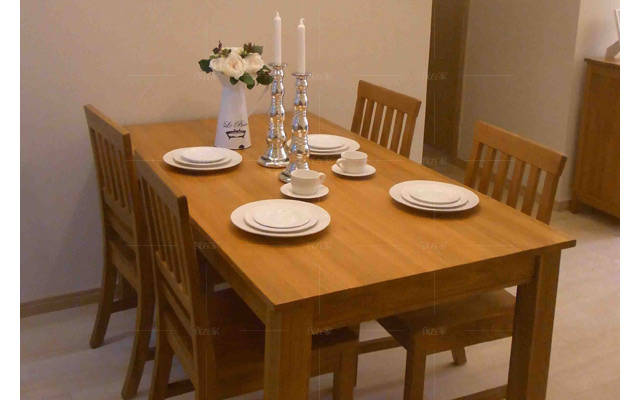 原木北欧风格言木长餐桌（样品特惠）的家具详细介绍