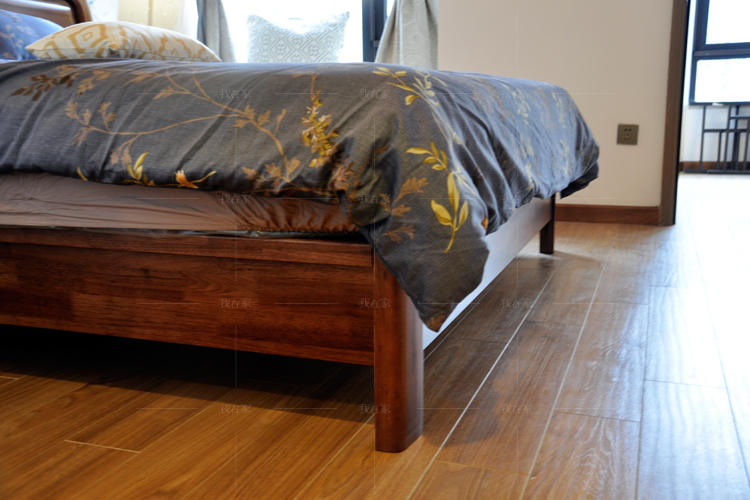 现代实木风格中式实木双人床（特惠）的家具详细介绍