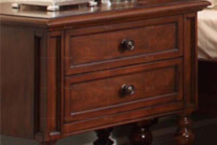 传统美式风格卢瓦床头柜（样品特惠)的家具详细介绍
