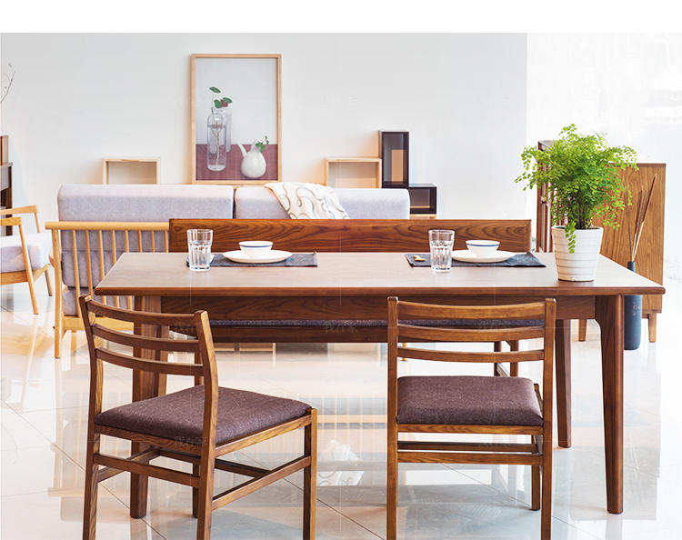 新中式风格知足餐桌的家具详细介绍