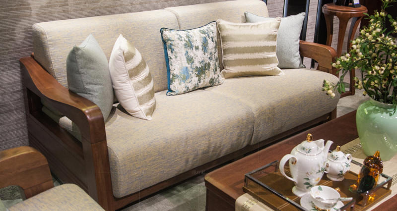现代实木风格中式沙发（样品特惠）的家具详细介绍