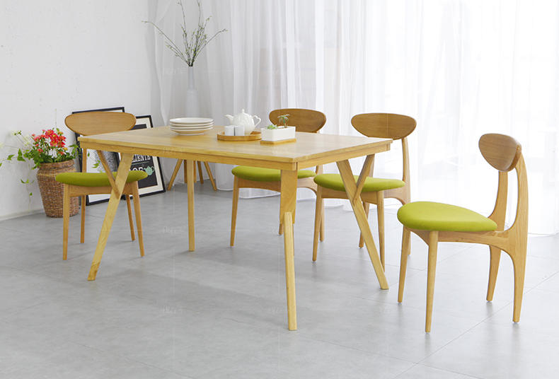 原木北欧风格温莎餐桌的家具详细介绍