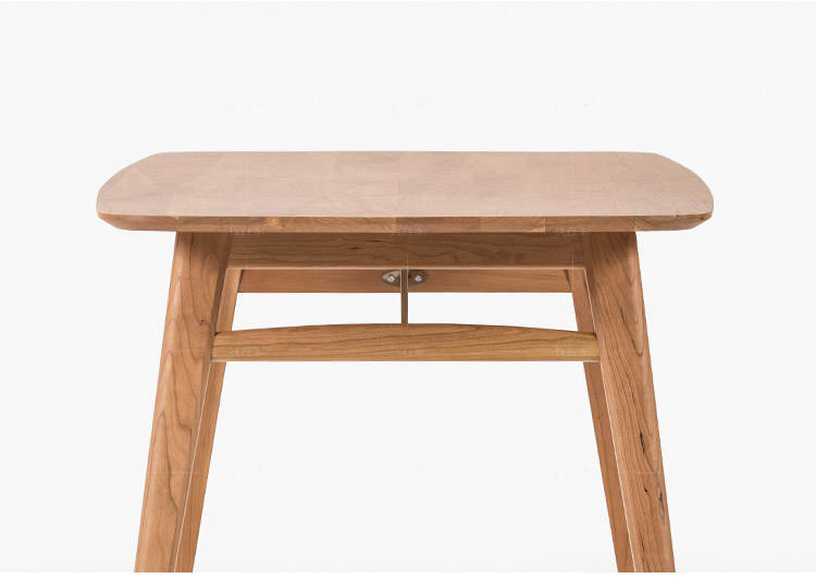 原木北欧风格莳光餐桌(样品特惠）的家具详细介绍