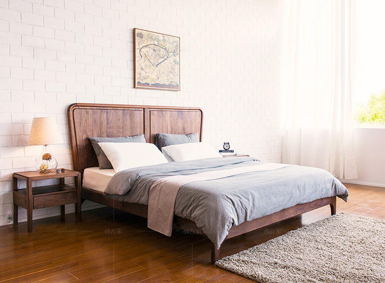 现代北欧风格创意黑胡桃木蝴蝶床的家具详细介绍
