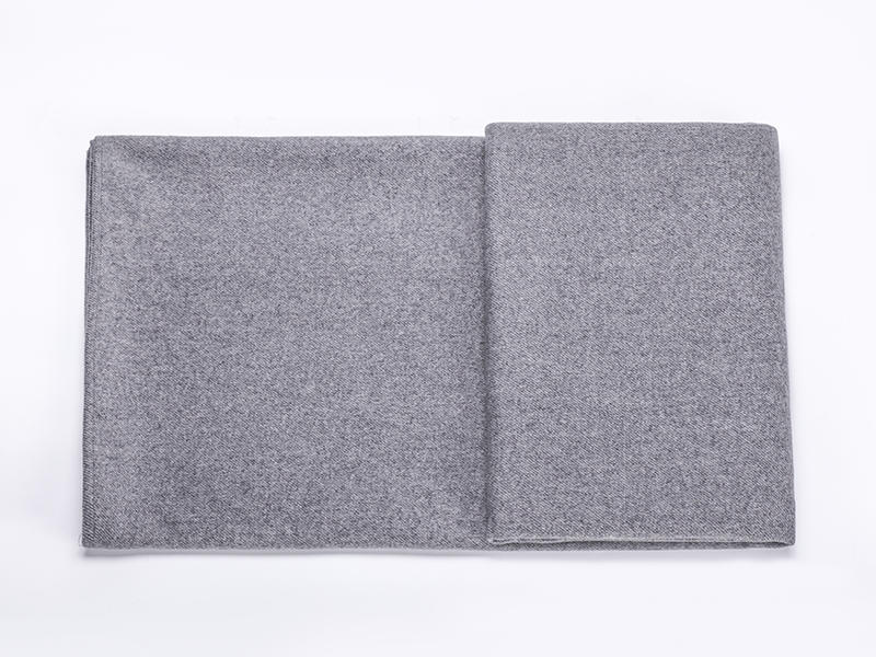 织趣系列灰色细纹混纺搭毯的详细介绍