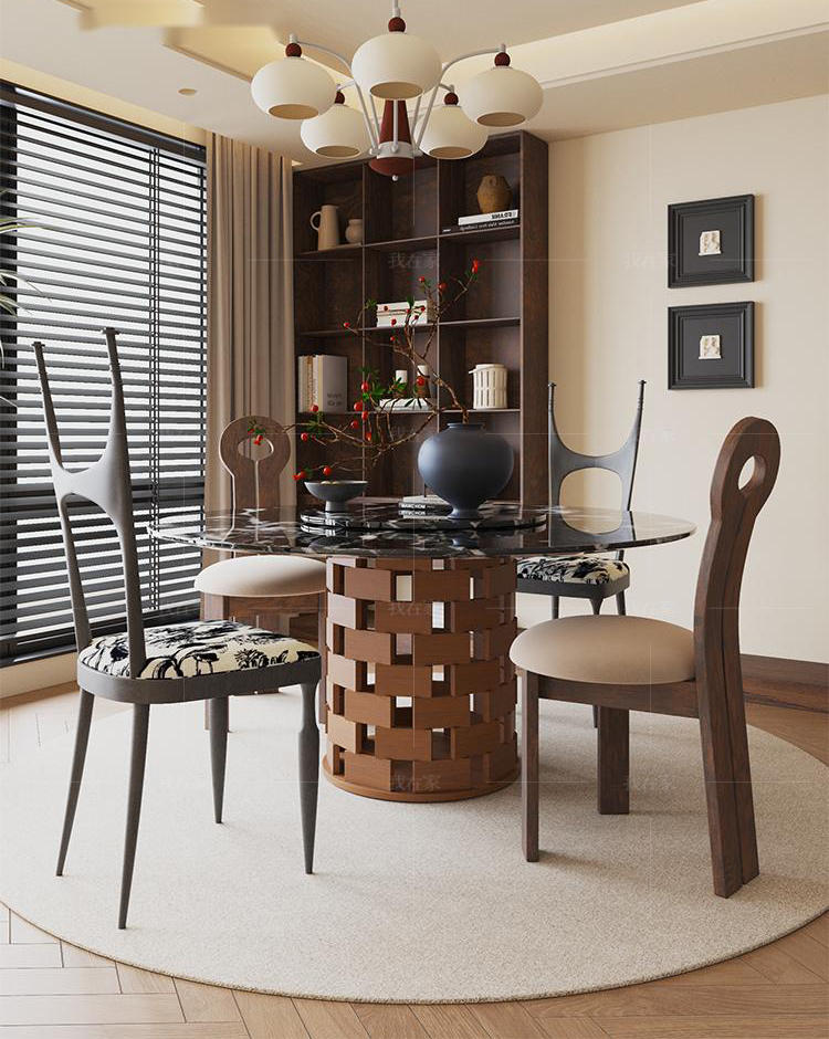 中古风风格玲珑圆餐桌的家具详细介绍