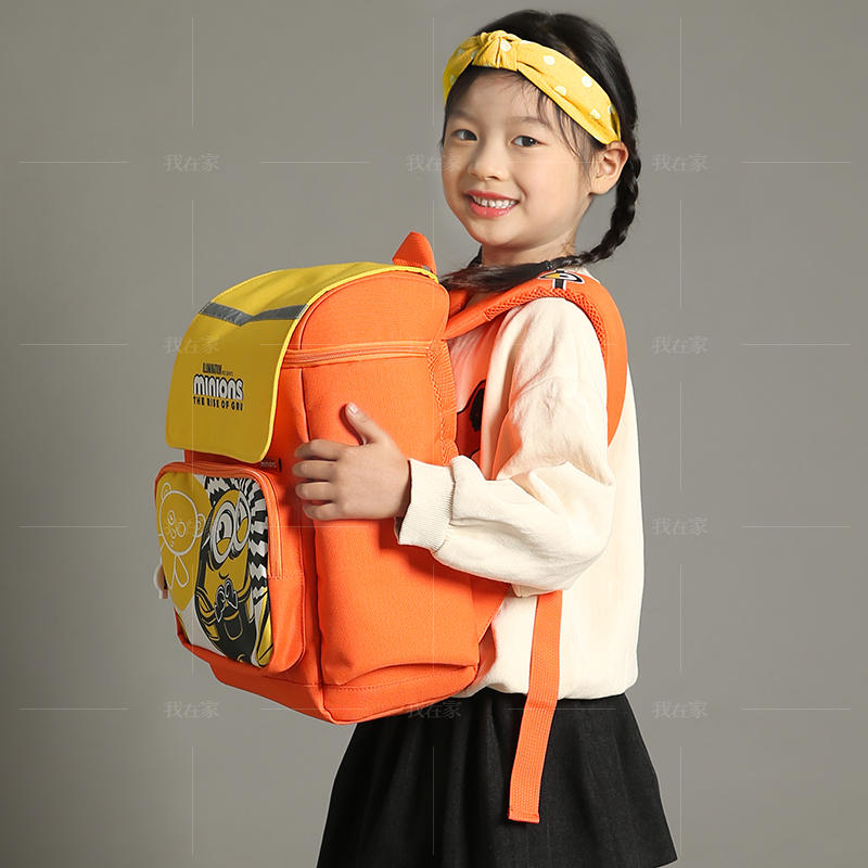 浅草物语系列小黄人橙色儿童背包