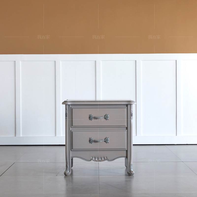 新古典法式风格时尚床头柜（样品特惠）的家具详细介绍